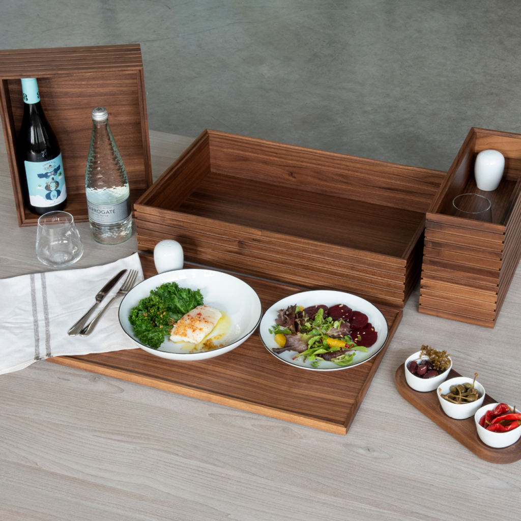 Craster Flow Walnut Bento 
Kit 1.1 Meal Walnut, Lacquer 530 × 325 × 230 mm