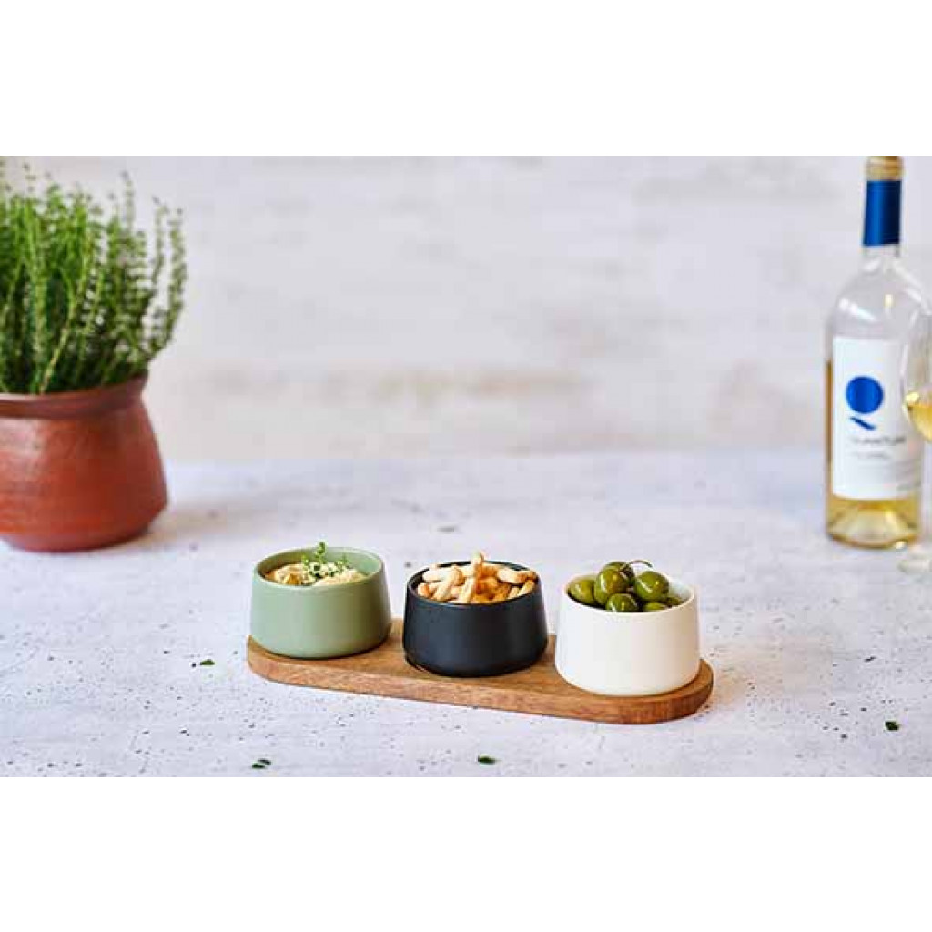 Cosy&Trendy BITES APEROSET 4PCS - SERVING BOARD32X10,5CM + 3X BOWL D9,5X5,5CM