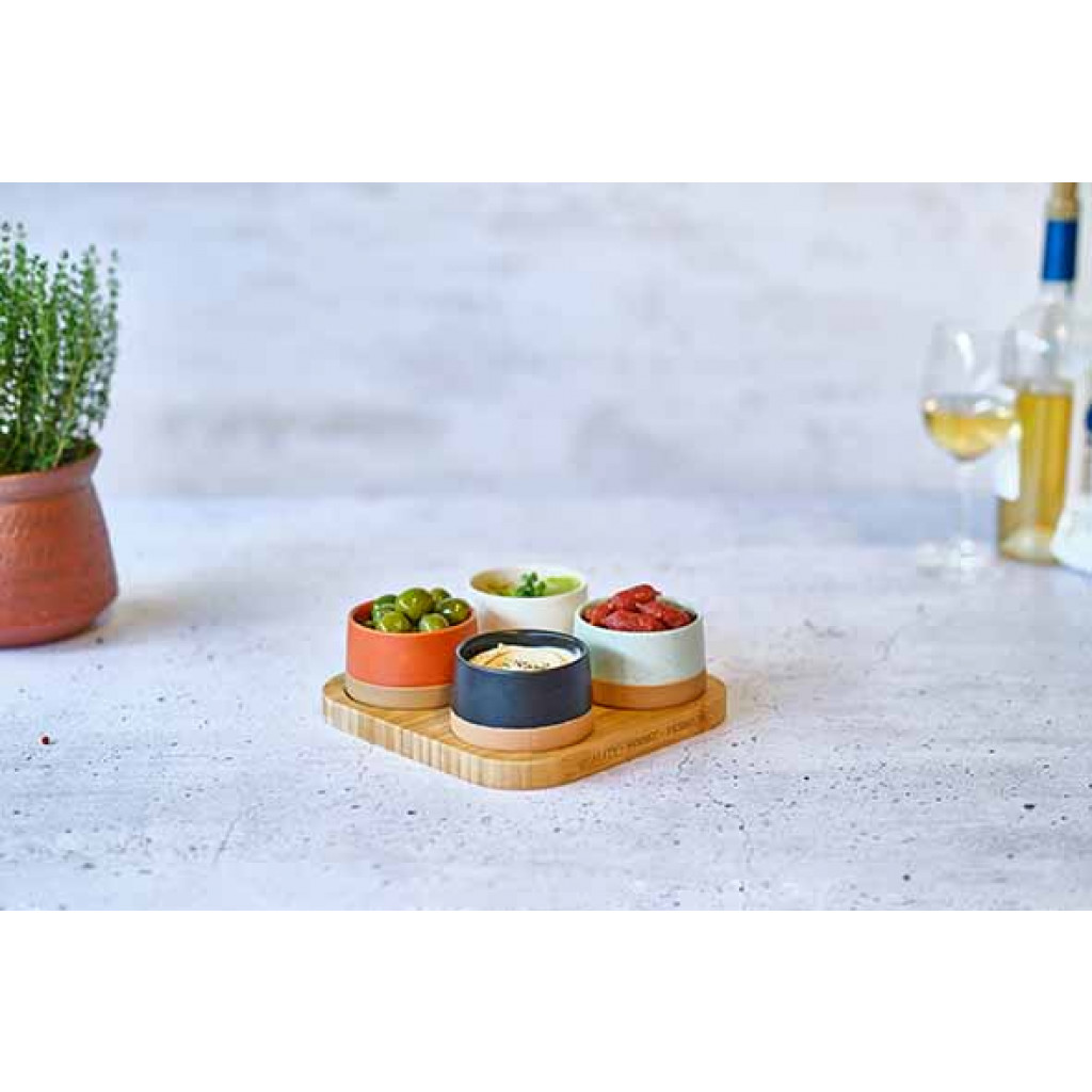 Cosy&Trendy DELA APEROSET 5PCS - SERVING BOARD 22X22CM + 4X BOWL D9,5X5,5CM